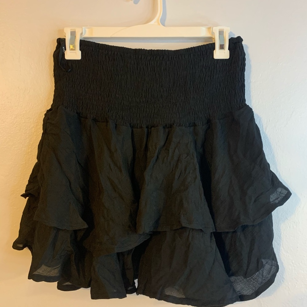 black skirt